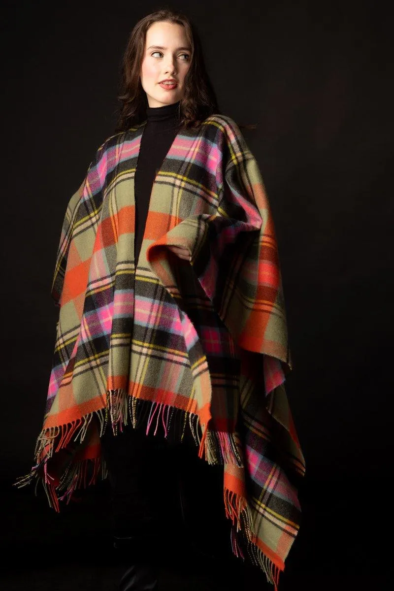 Highlander Ruana (Bruce of Kinnaird Tartan)