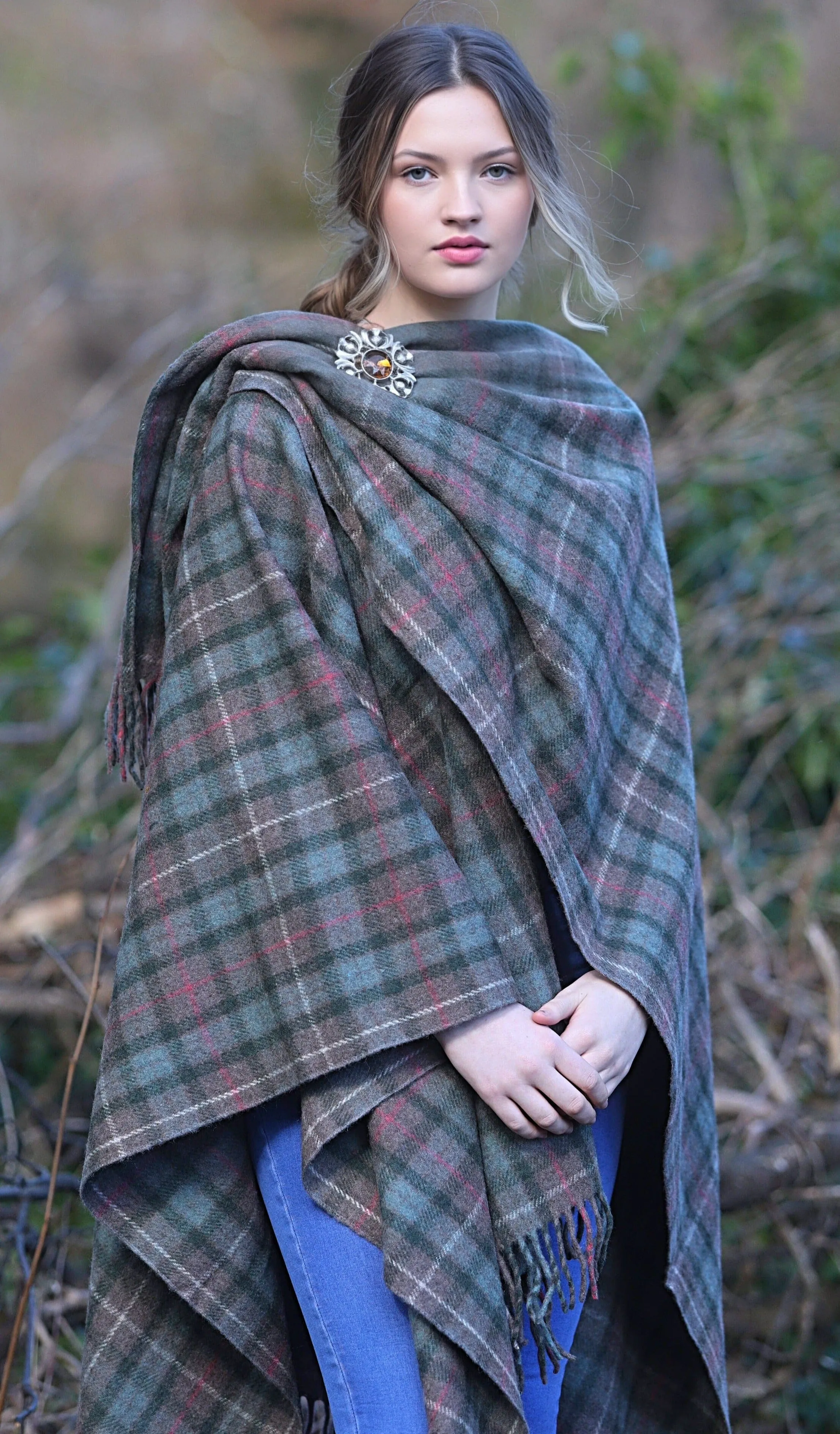 Highlander Ruana (Fraser Hunting, Weathered) | Extra Warmth