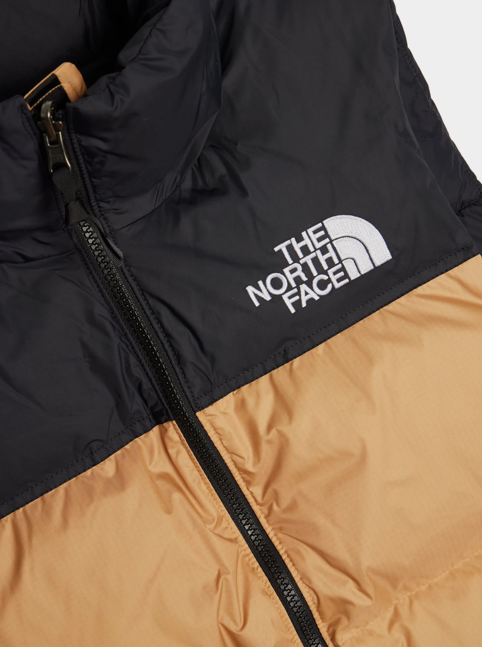 M 1996 Retro Nuptse Vest, Almond Butter