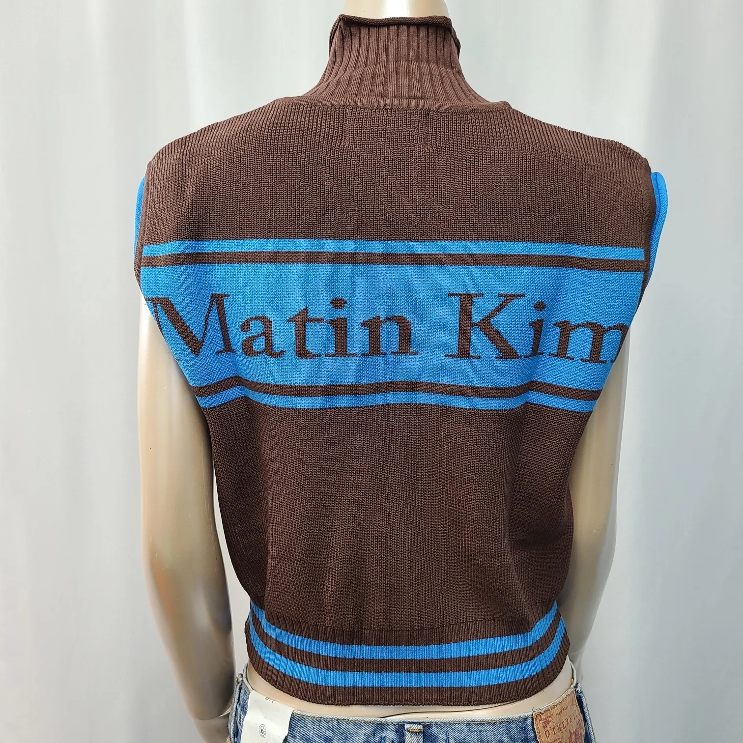 Matin Kim  |Street Style Logo Vests & Gillets