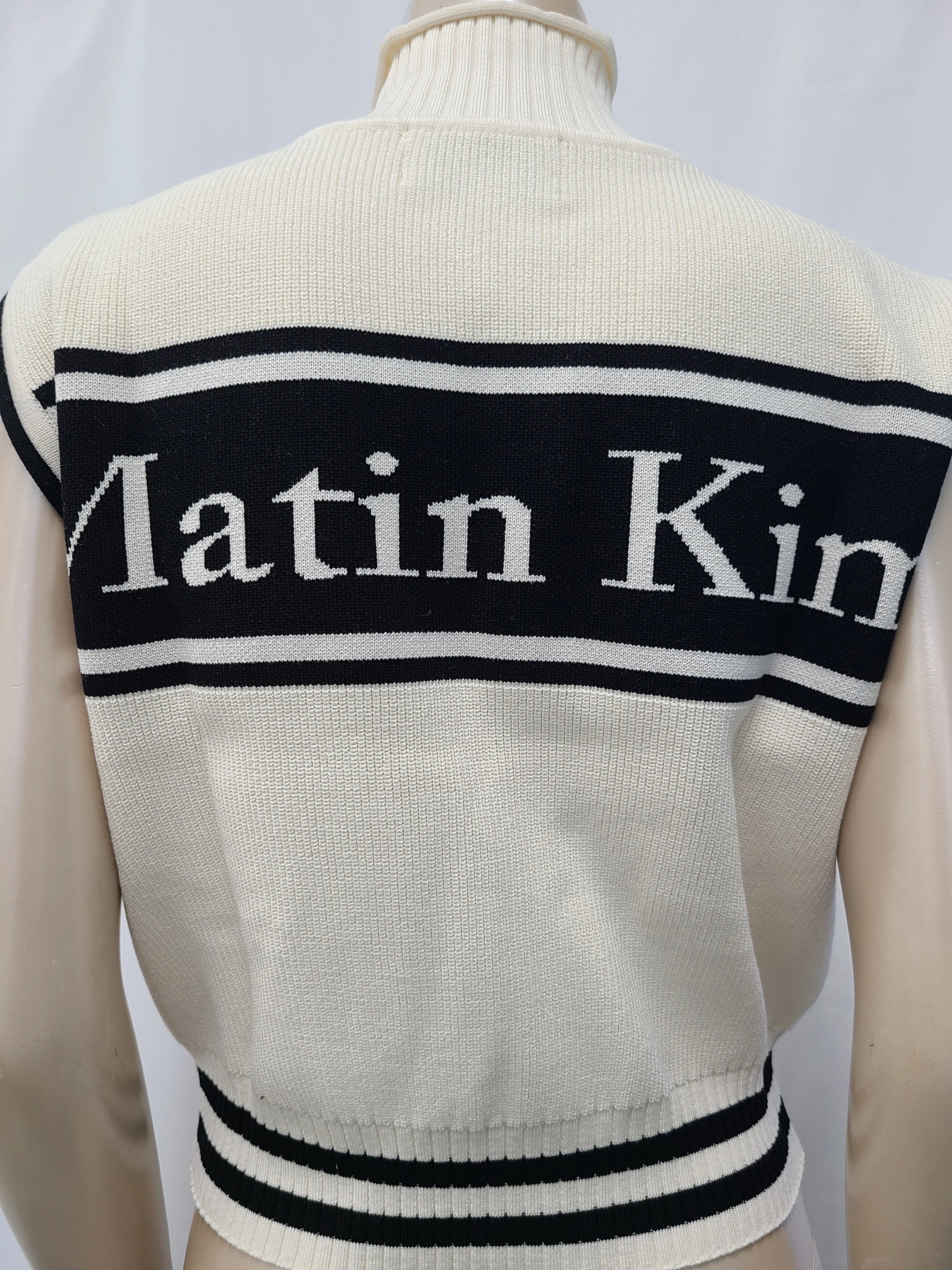 Matin Kim  |Street Style Logo Vests & Gillets