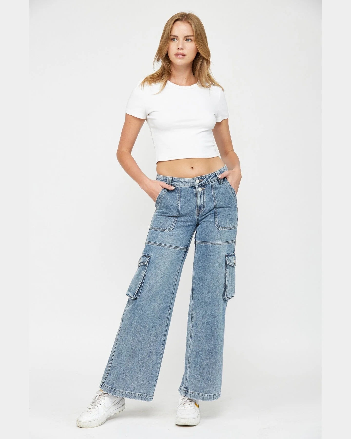 Mid Rise Wide Cargo Jeans