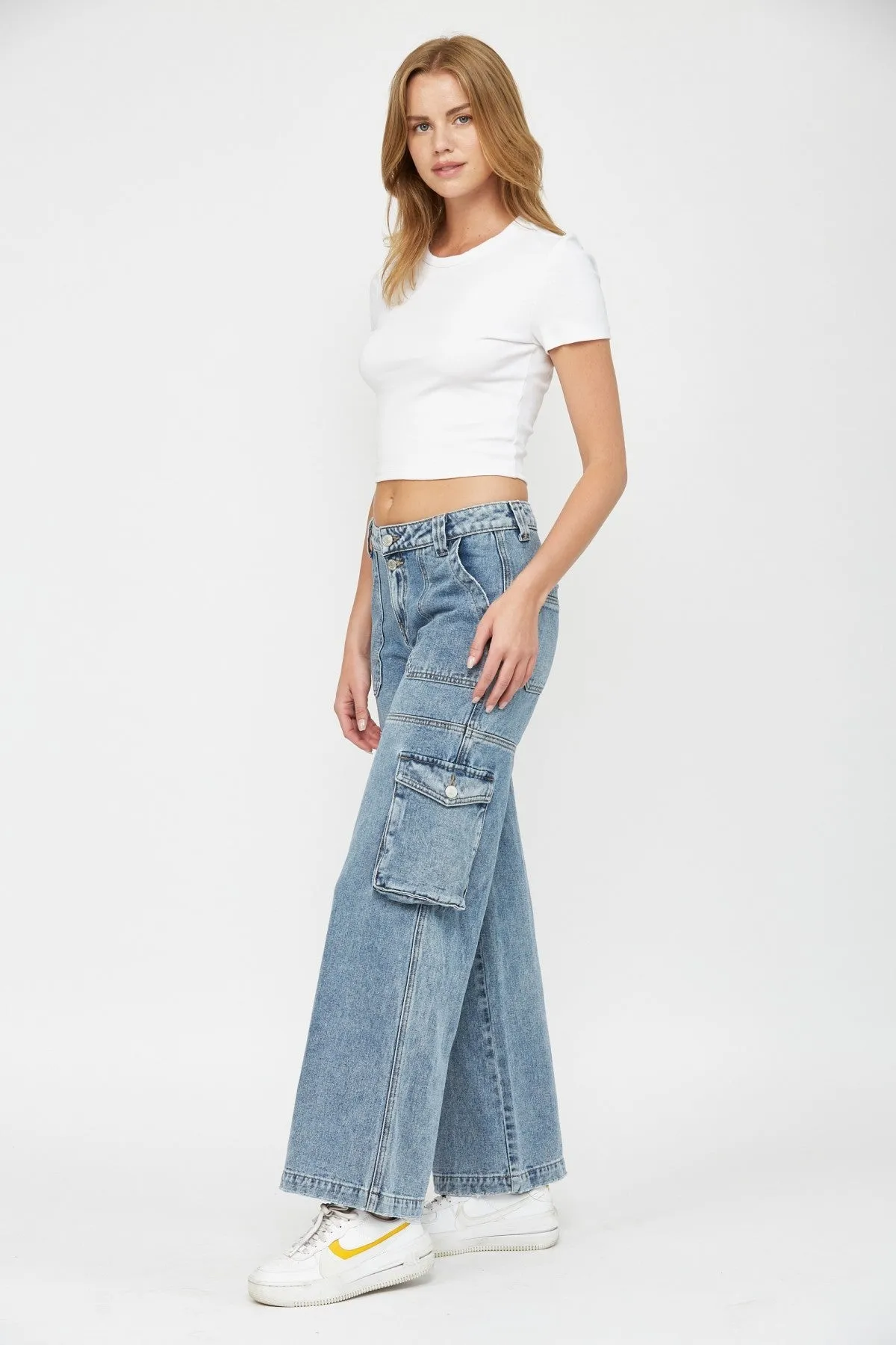 Mid Rise Wide Cargo Jeans