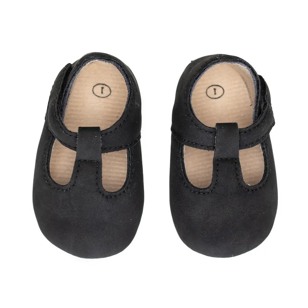 Moxy Baby Shoes. Soft Vegan Leather.