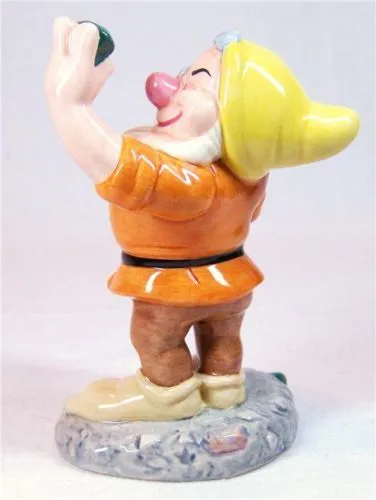 Royal Doulton Figurine Snow White DWARF ~ DEAR OLD DOC SW25