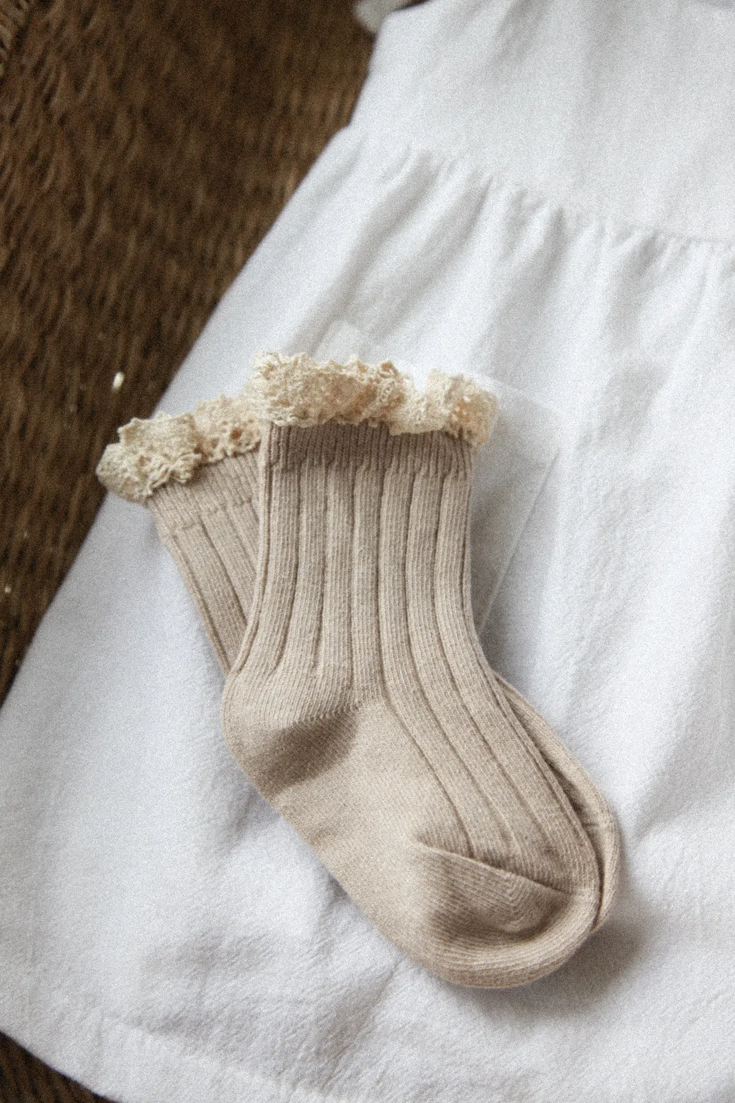 Short Beige Lace Trim Socks