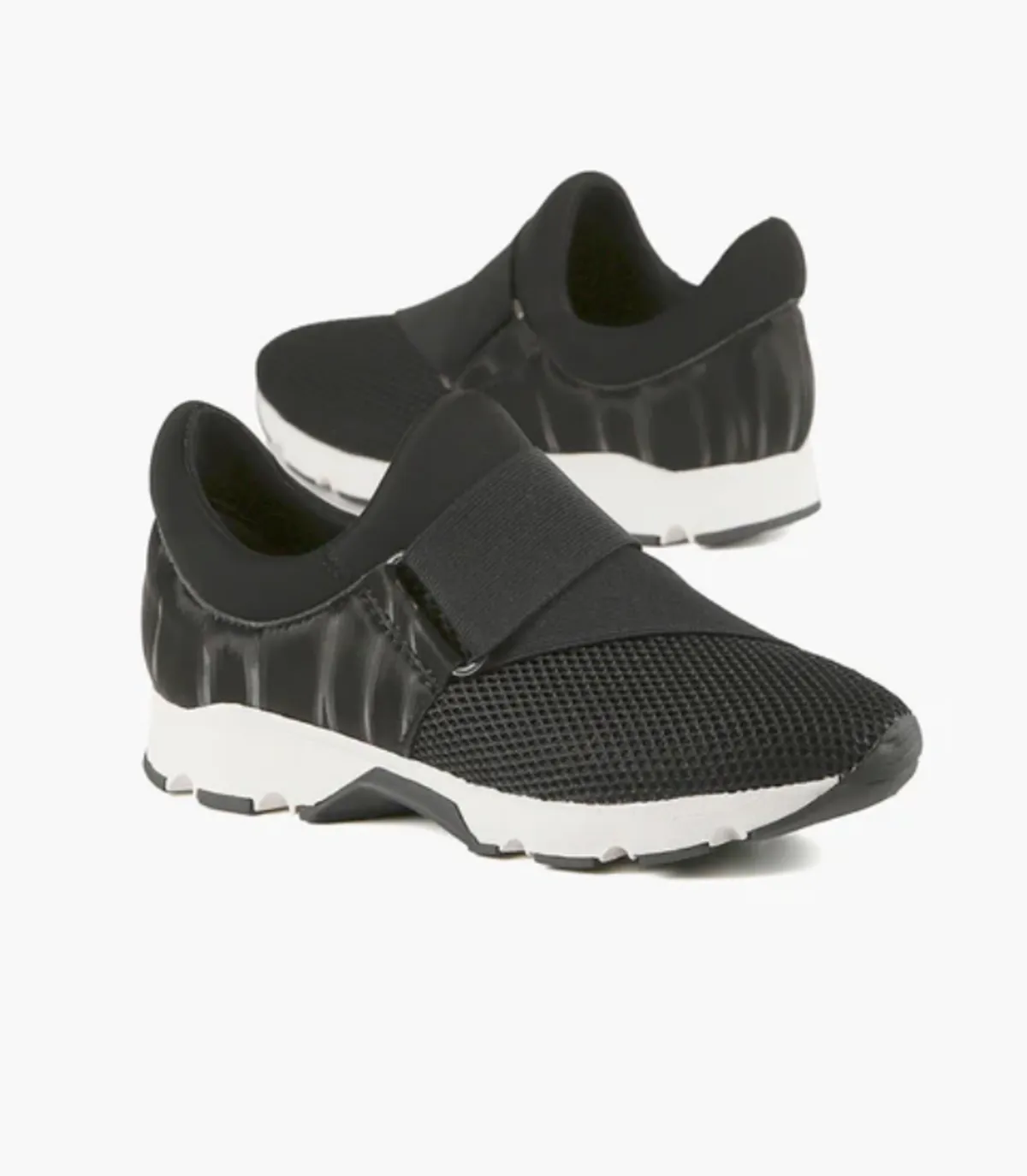 Signature Mesh Fashion Sneaker - Black